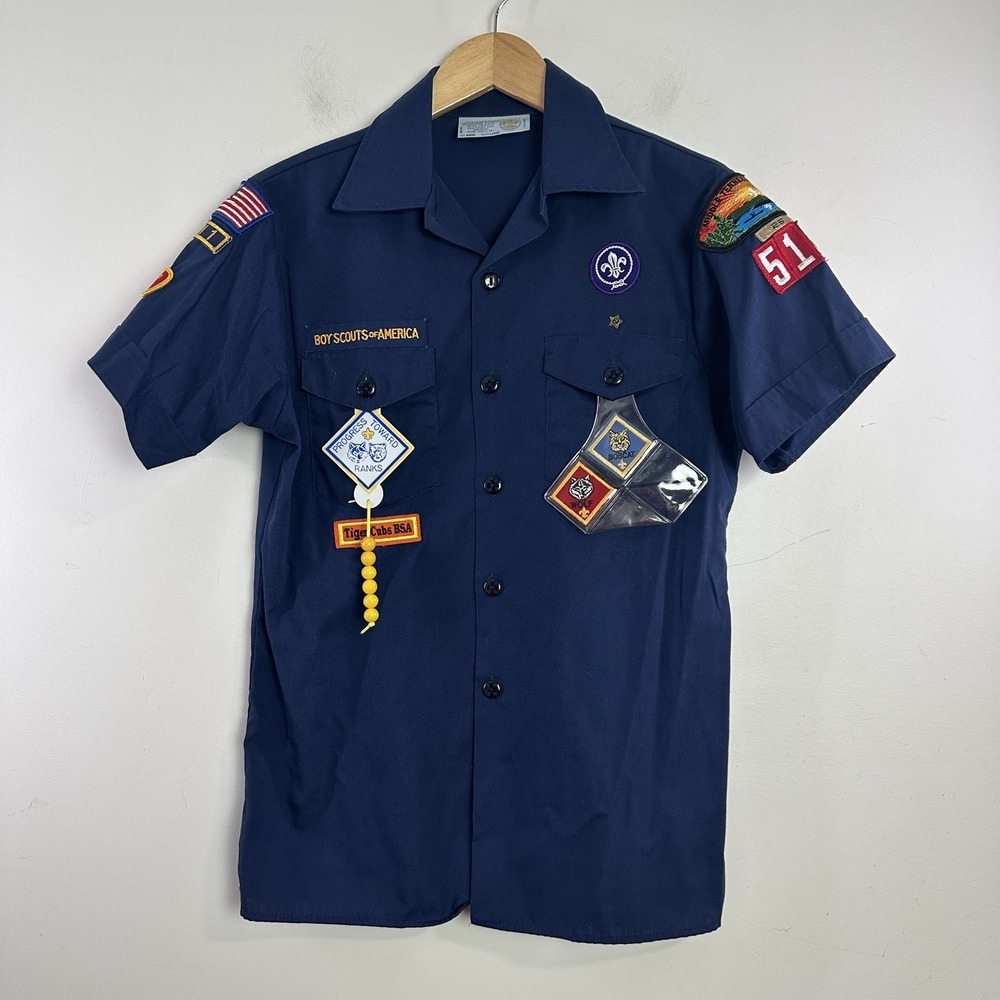 Boy Scouts of America BSA Youth Shirt Blue Large Sewn Patches Short Sleeve